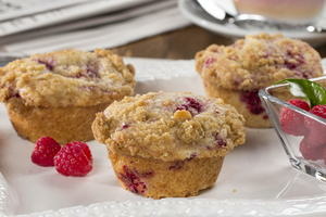 Raspberry Streusel Muffins